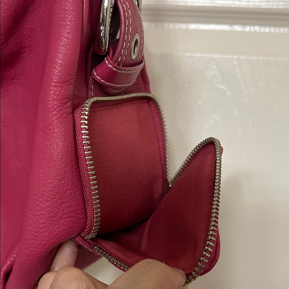 Franco Sarto Pink Hobo Bag Silver Hardware Hang Tag Secret Pockets Medium sized - Picture 7 of 14